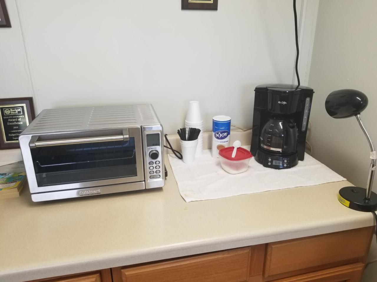 Budget Inn And Suites 애겐 외부 사진